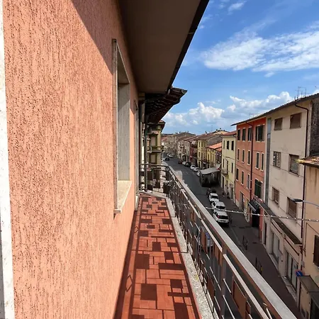 Le In Piazza Monsummano Terme